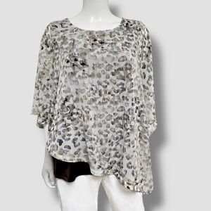 Chico’s Chiffon Asymmetrical Top Sheer Layer Sheath Animal Print Neutral Sz 0 Sm